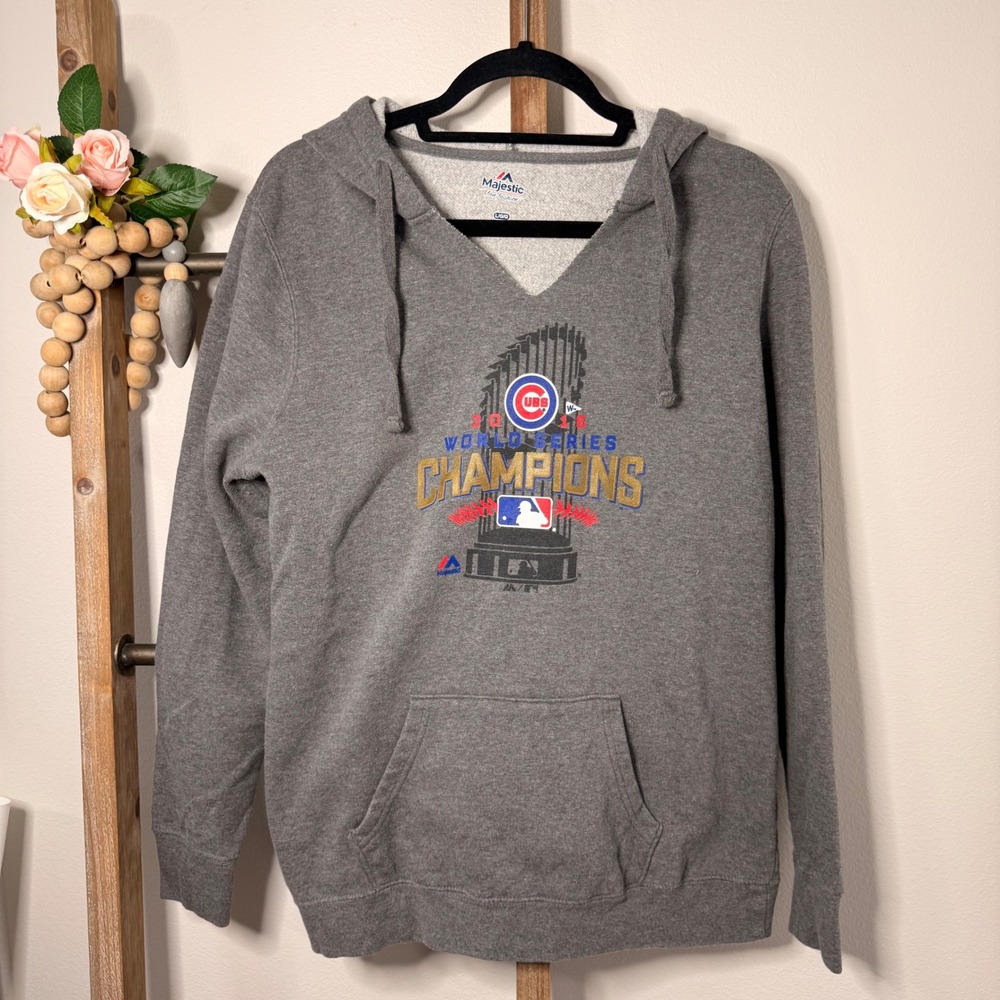 Majestic Chicago Cubs 2016 World Series Champions Hoodie V Neck Gray Size Large - Picture 1 of 9
